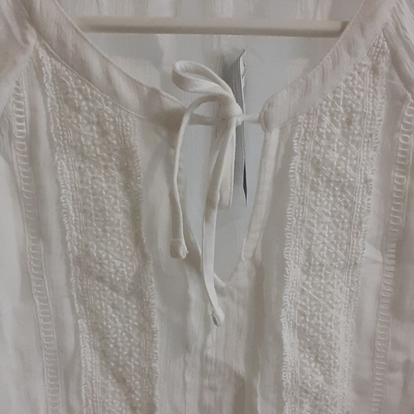 π Brand new top π - Picture 3 of 8